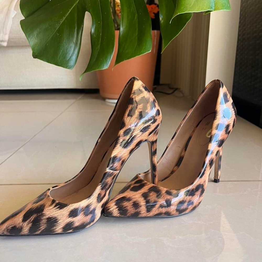 Elegant Leopard Print High Heels